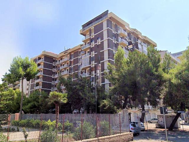 Appartamento in vendita di 175 m² in Via Giuseppe Rosati, 159