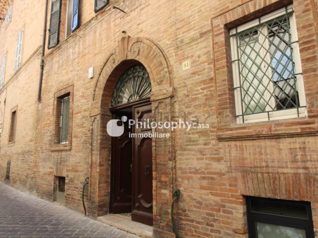 Appartamento in vendita di 175 m² in Via Giovanni Falleroni, 81