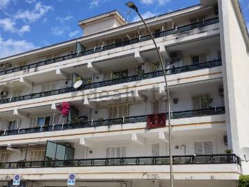 Appartamento in vendita di 175 m² in Via Eleuterio Ruggiero, 107