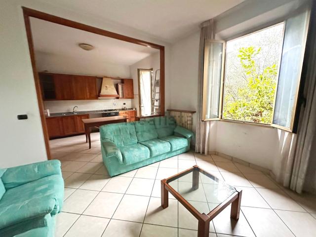 Appartamento in vendita di 175 m² in Via Fratelli Masini, 62