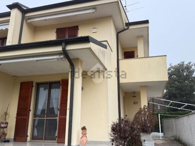Appartamento in vendita di 175 m² in Via Italia, 10