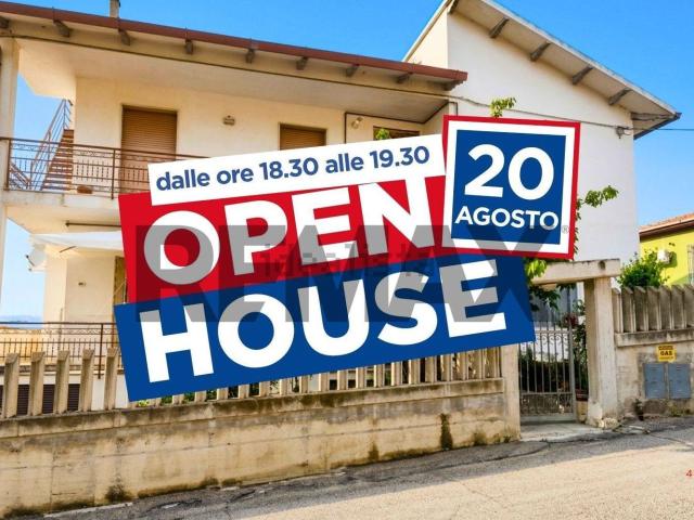 Appartamento in vendita di 175 m² in Via Luigi Pirandello, 2