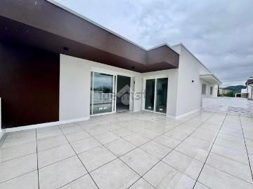 Appartamento in vendita di 175 m² in Via Marza
