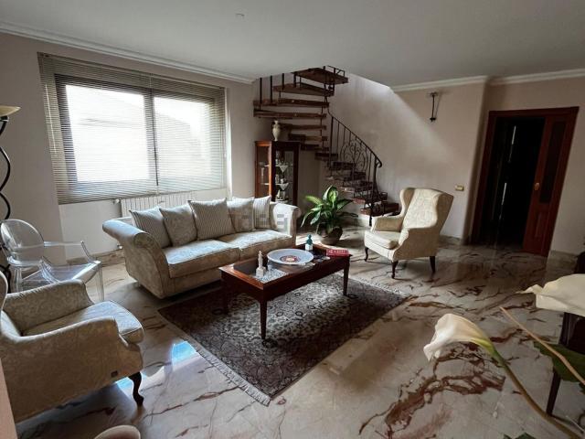Appartamento in vendita di 175 m² in Via Palestro, 233