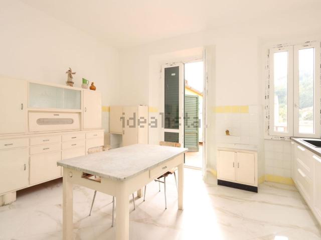 Appartamento in vendita di 175 m² in Via Piave