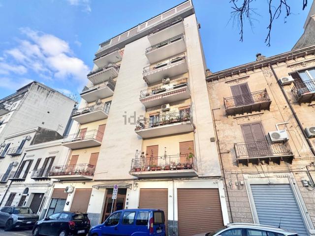 Appartamento in vendita di 175 m² in Via Pindemonte, 37