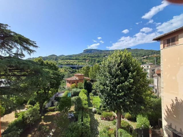 Appartamento in vendita di 175 m² in Via T.Betuzio Barro
