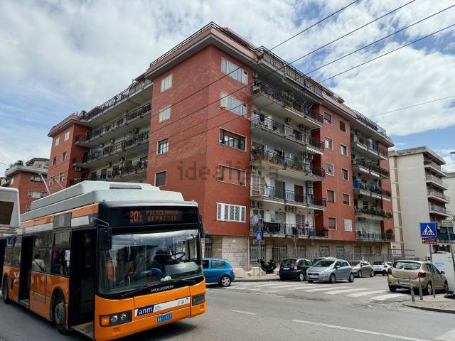 Appartamento in vendita di 175 m² in Viale Colli Aminei, 279