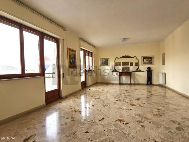 Appartamento in vendita di 175 m² in Viale della Regione Siciliana Nord Ovest, 2551