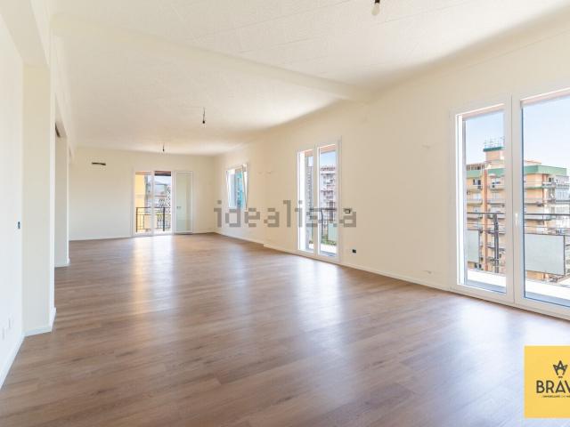 Appartamento in vendita di 175 m² in Viale della Regione Siciliana Nord Ovest, 2282
