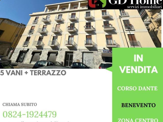 Appartamento in vendita di 175 m² in Corso Dante Alighieri