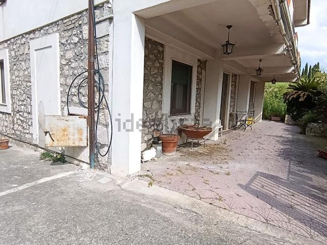 Appartamento in vendita di 175 m² in Strada Regionale 630, 26