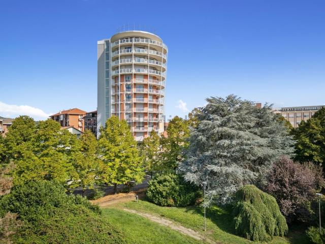 Appartamento in vendita di 176 m² in Via Conte Verde, 114
