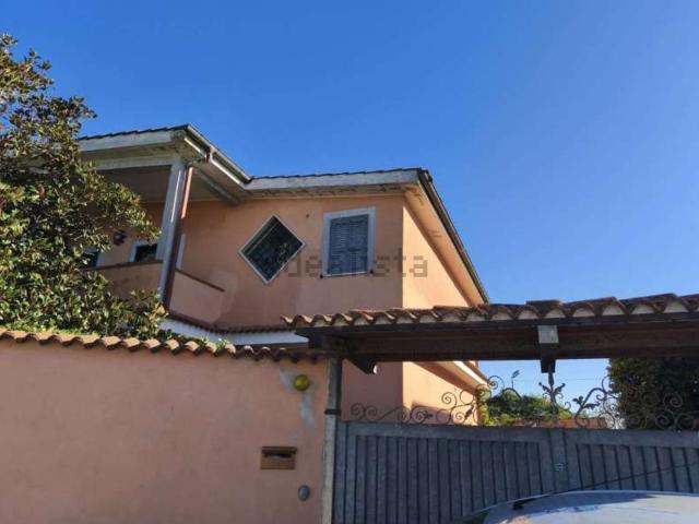 Appartamento in vendita di 176 m² in Via del Cinema, 3