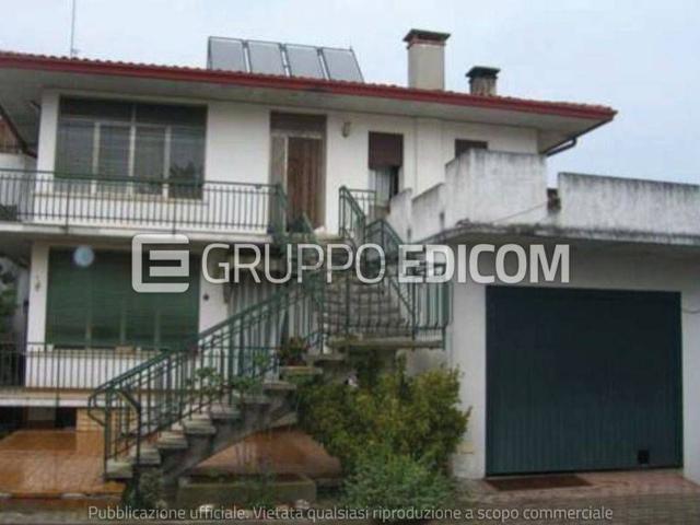 Appartamento in vendita di 176 m² in Via Lodovico Boschieri
