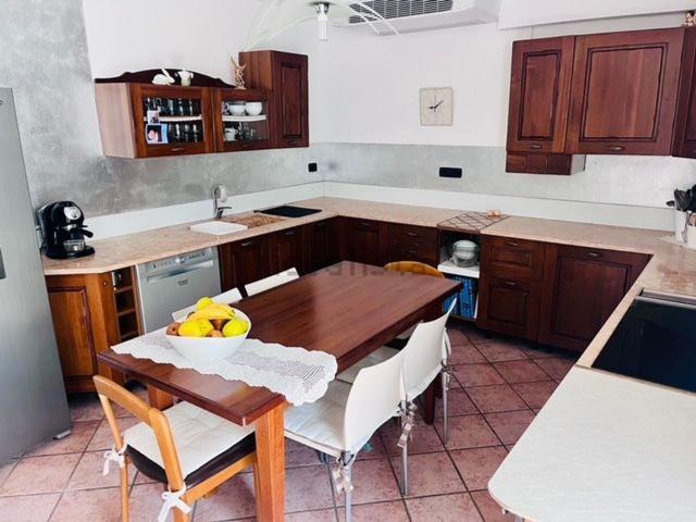 Appartamento in vendita di 176 m² in Via Monte Gaggio