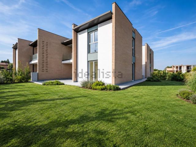 Appartamento in vendita di 176 m² in Via Monzato