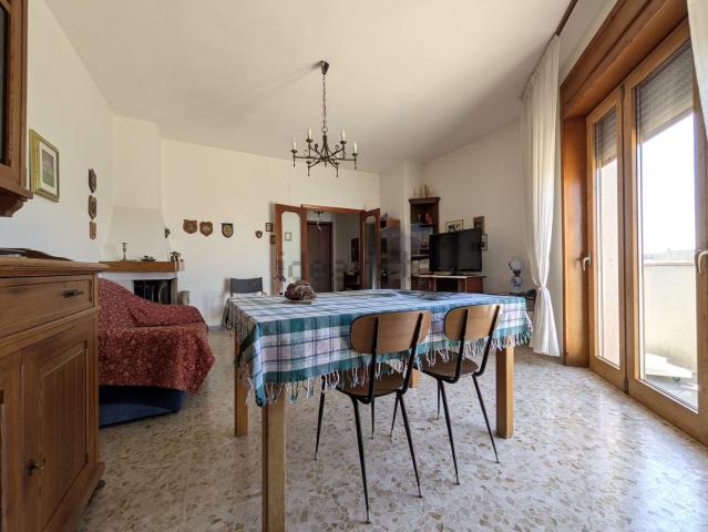 Appartamento in vendita di 176 m² in Via Madonna della Fiducia, 103