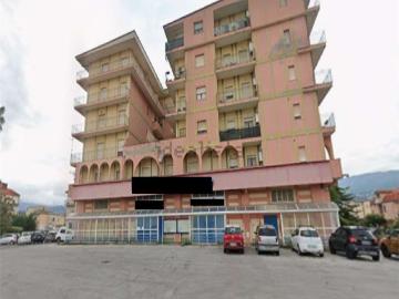 Appartamento in vendita di 176 m² in Via Salvatore Foderaro
