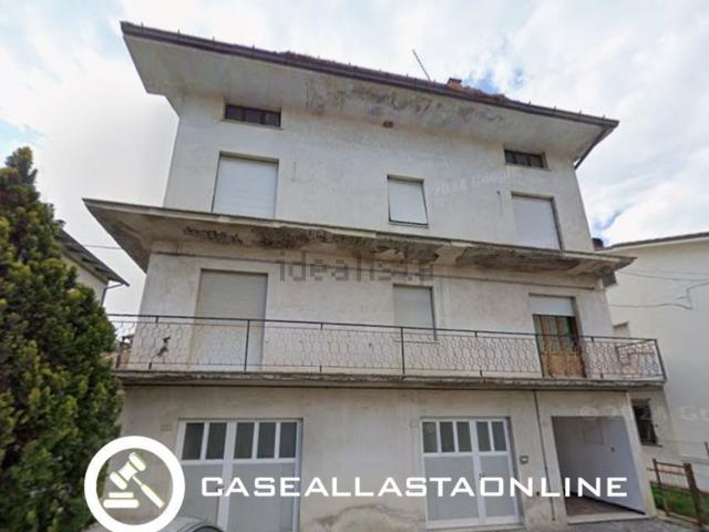 Appartamento in vendita di 176 m² in Via Vespucci
