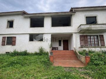 Appartamento in vendita di 176 m² in Strada 4 Est, 3