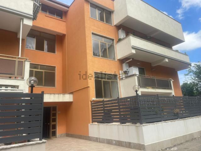 Appartamento in vendita di 177 m² in Via Cimbri