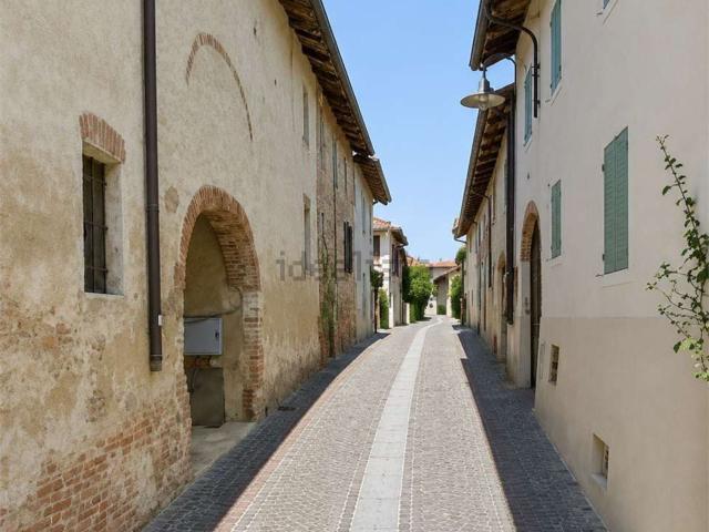 Appartamento in vendita di 177 m² in Via Inserra, 24