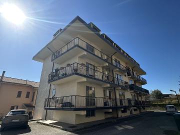 Appartamento in vendita di 177 m² in Via Regina Madre, 42