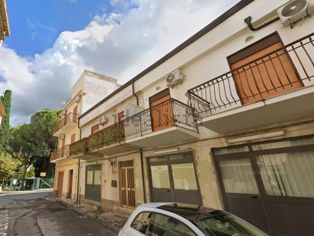 Appartamento in vendita di 177 m² in Largo Giacomo Leopardi, 11