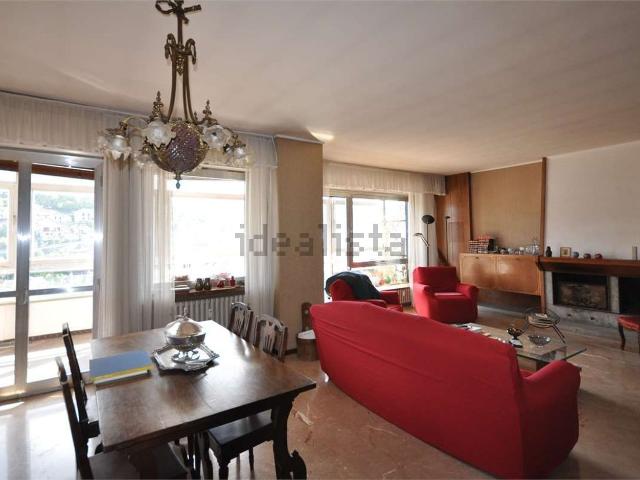 Appartamento in vendita di 177 m² in Piazza della Repubblica, 12