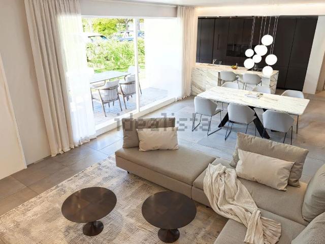 Appartamento in vendita di 178 m² in Via Chiesa