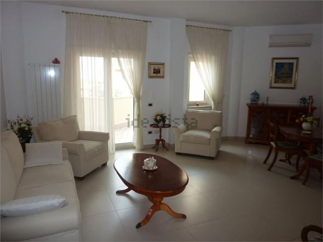 Appartamento in vendita di 178 m² in Via Antonio Lavia