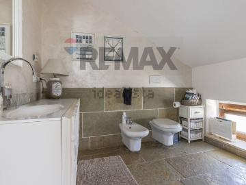 Appartamento in vendita di 178 m² in Via M. D&apos Azeglio, 10