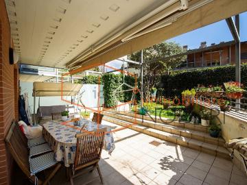Appartamento in vendita di 178 m² in Via Marzanica, 5