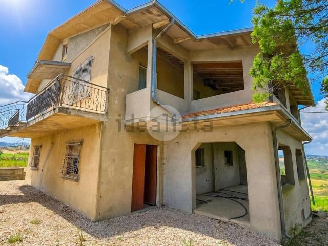 Appartamento in vendita di 178 m² in Via Misano Adriatico, 13