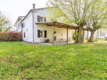 Appartamento in vendita di 178 m² in Via San Francesco, 4