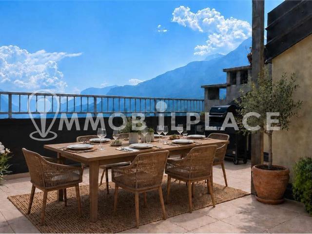 Appartamento in vendita di 178 m² in Via padre Eusebio Chini, 2