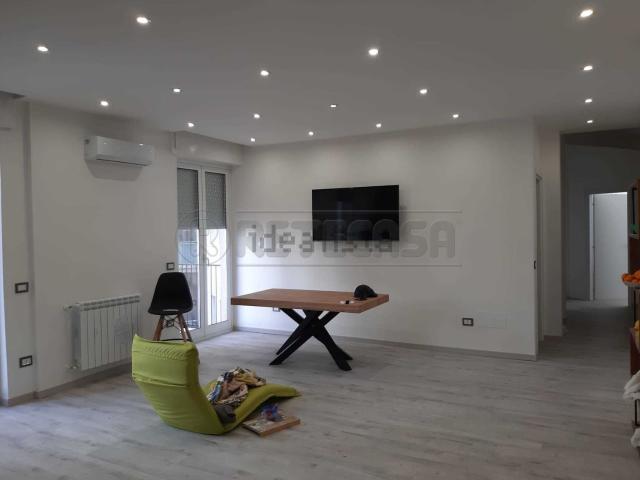 Appartamento in vendita di 178 m² in Piazza della Repubblica