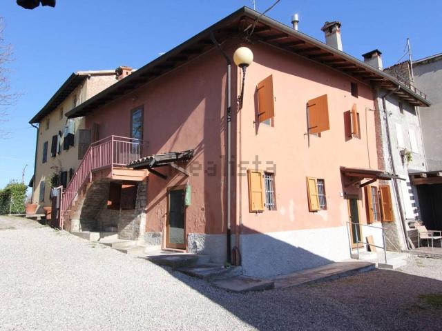 Appartamento in vendita di 178 m² in Strada per Goiano