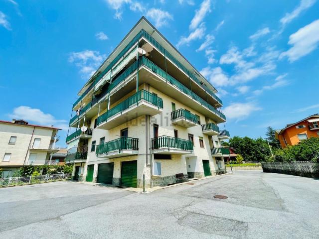 Appartamento in vendita di 179 m² in Via Comino, 3