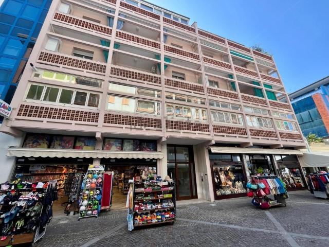 Appartamento in vendita di 179 m² in Via G. Caprin, 4