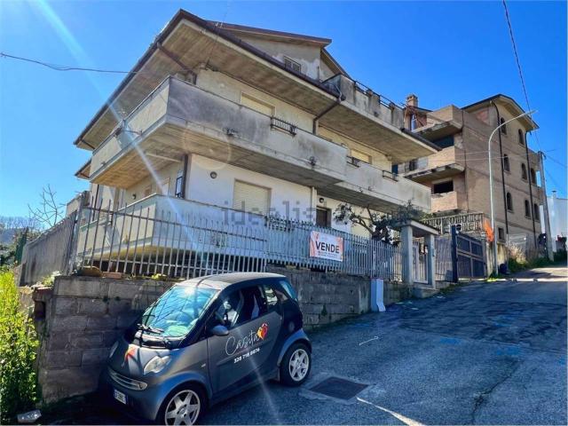 Appartamento in vendita di 179 m² in Via Giardino, 20