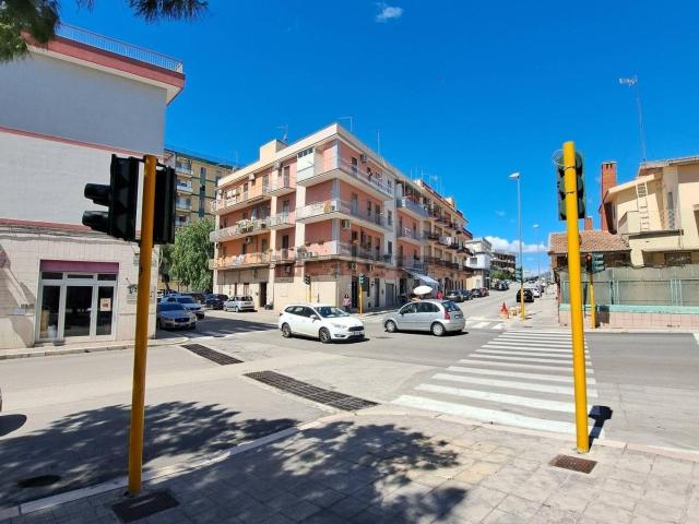 Appartamento in vendita di 179 m² in Via dei Mandorli, 25