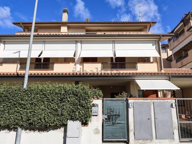 Appartamento in vendita di 179 m² in Via dell&apos Azzurrite
