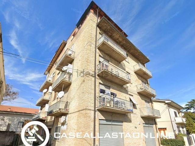 Appartamento in vendita di 179 m² in Via Fratelli Bandiera