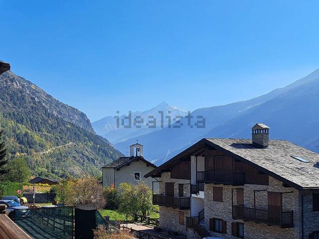 Appartamento in vendita di 179 m² in Frazione Echarlod Inferiore