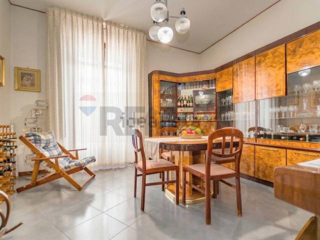 Appartamento in vendita di 179 m² in Piazza Vittorio Emanuele Orlando, 39