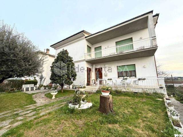 Appartamento in vendita di 180 m²