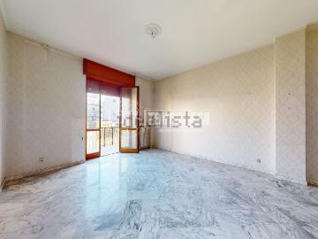 Appartamento in vendita di 180 m² in Via 95° Reggimento Fanteria, 153