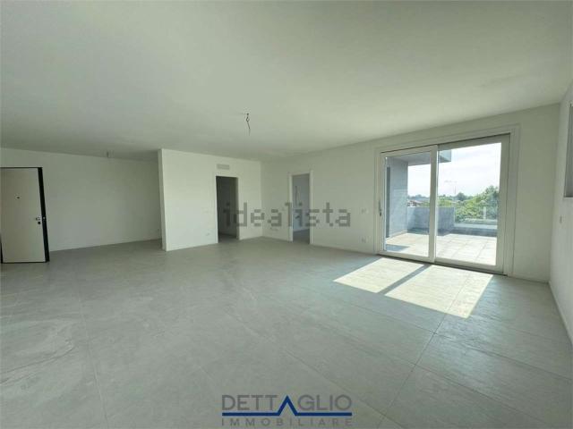 Appartamento in vendita di 180 m² in Via Concordia